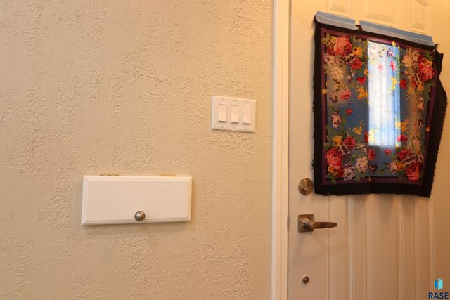 806 N Dakota Ave Avenue, Sioux Falls, SD 57104