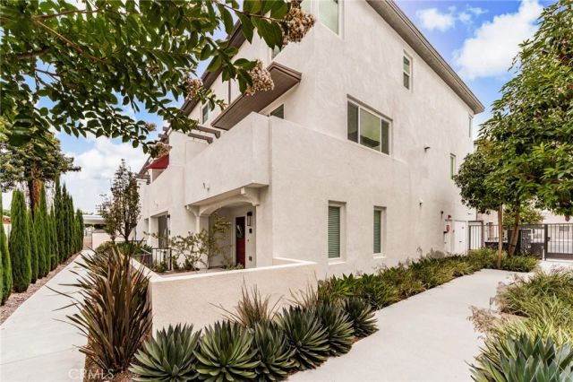 129 N 5th, Montebello, CA 90640