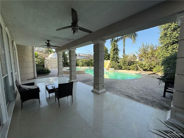 4004 El Jardin Street, Mission, TX 78572