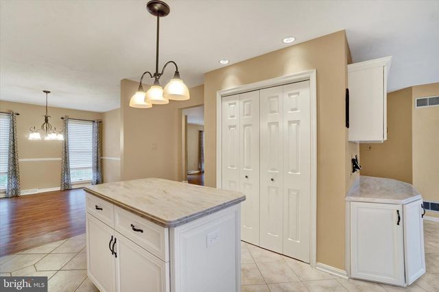 2463 WEDGEWOOD WAY, York, PA 17408