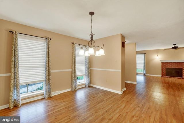 2463 WEDGEWOOD WAY, York, PA 17408