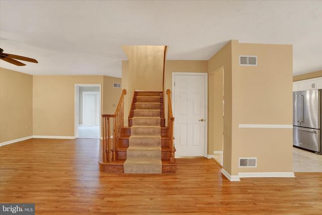 2463 WEDGEWOOD WAY, York, PA 17408