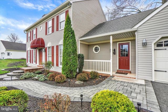 2463 WEDGEWOOD WAY, York, PA 17408