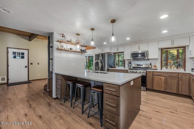 31745 N CARAVELLE RD, Athol, ID 83801