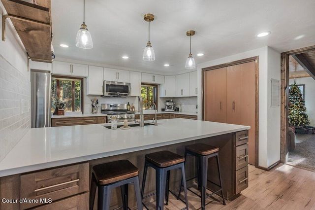 31745 N CARAVELLE RD, Athol, ID 83801