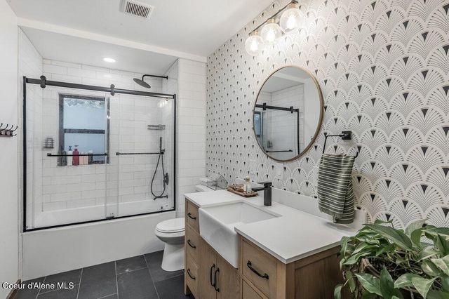 31745 N CARAVELLE RD, Athol, ID 83801