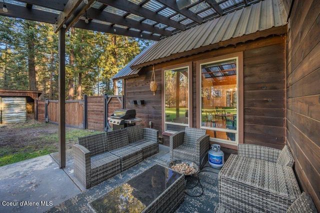 31745 N CARAVELLE RD, Athol, ID 83801