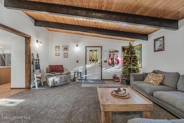 31745 N CARAVELLE RD, Athol, ID 83801