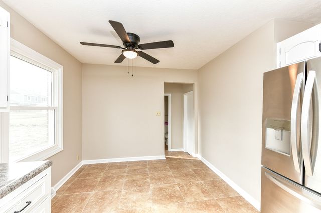 1815 Hillcrest Avenue, Anderson, IN 46011