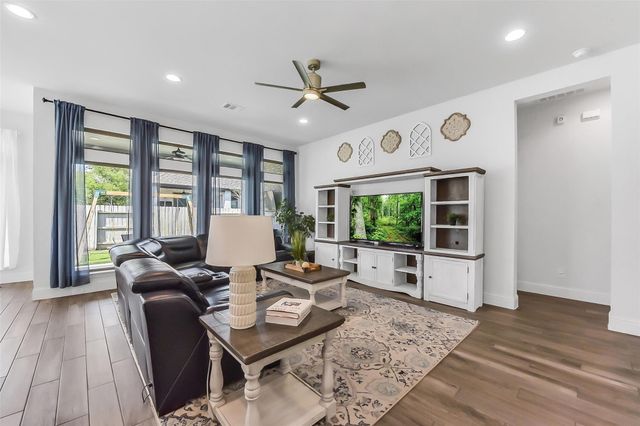 2213 Bayleaf Manor, Manvel, TX 77578