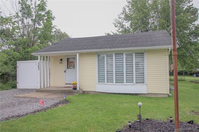 5365 Lake Avenue, Orchard Park, NY 14127