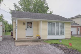 5365 Lake Avenue, Orchard Park, NY 14127