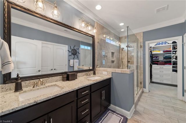 601 Watchtower Court, Winston-salem, NC 27127