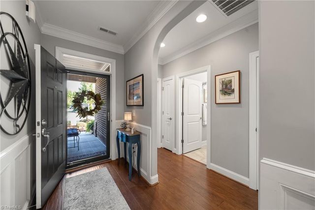 601 Watchtower Court, Winston-salem, NC 27127