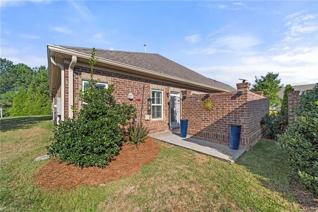 601 Watchtower Court, Winston-salem, NC 27127