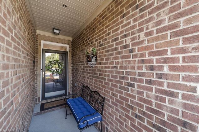 601 Watchtower Court, Winston-salem, NC 27127