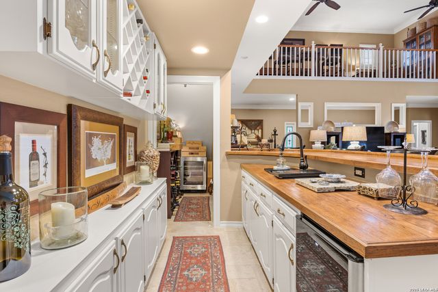 4123 Cliff Oaks, San Antonio, TX 78229