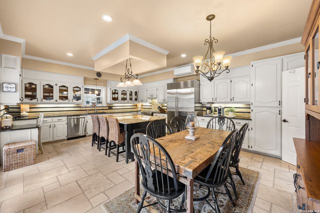 4123 Cliff Oaks, San Antonio, TX 78229