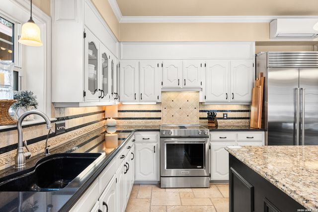 4123 Cliff Oaks, San Antonio, TX 78229