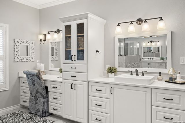 4123 Cliff Oaks, San Antonio, TX 78229