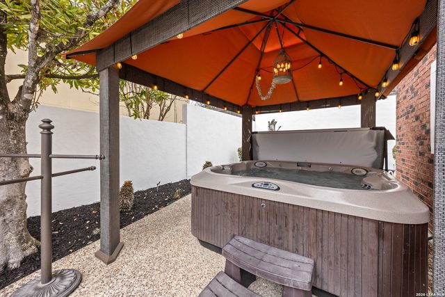 4123 Cliff Oaks, San Antonio, TX 78229