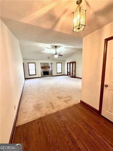 910 Thousand Oaks Drive, Lawrenceville, GA 30043