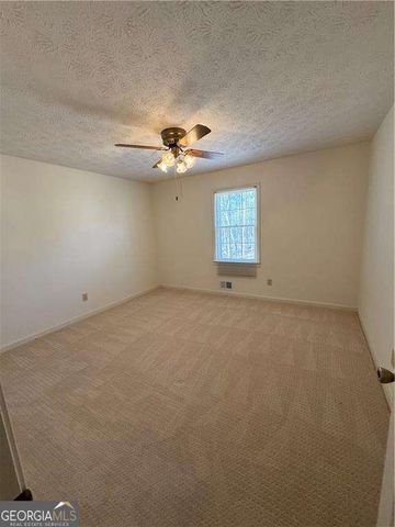 910 Thousand Oaks Drive, Lawrenceville, GA 30043