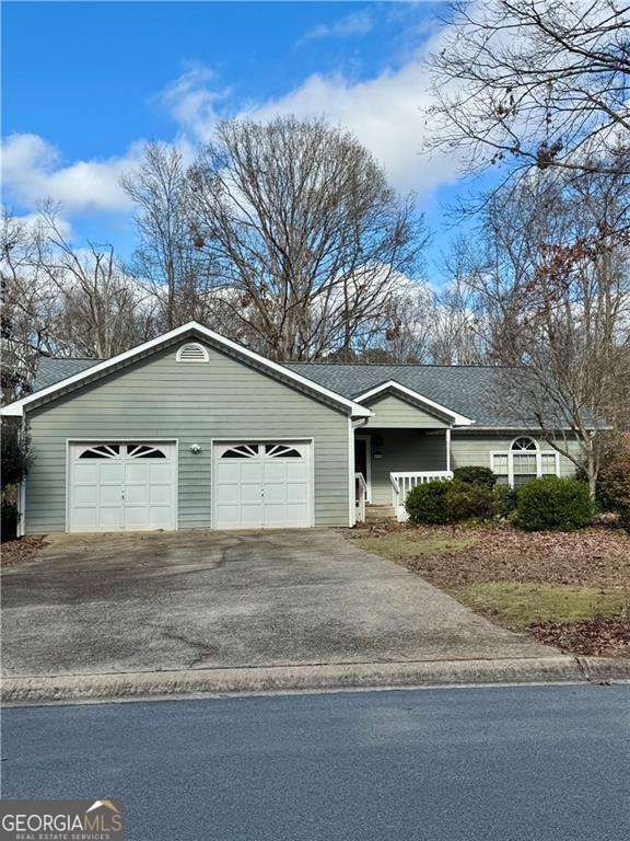 910 Thousand Oaks Drive, Lawrenceville, GA 30043