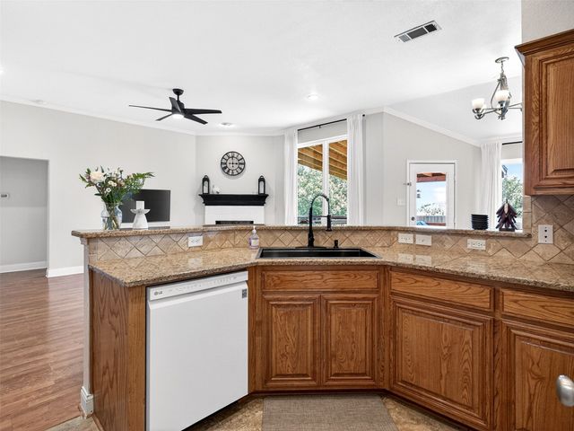 4820 Eagle Trace Drive, Fort Worth, TX 76244