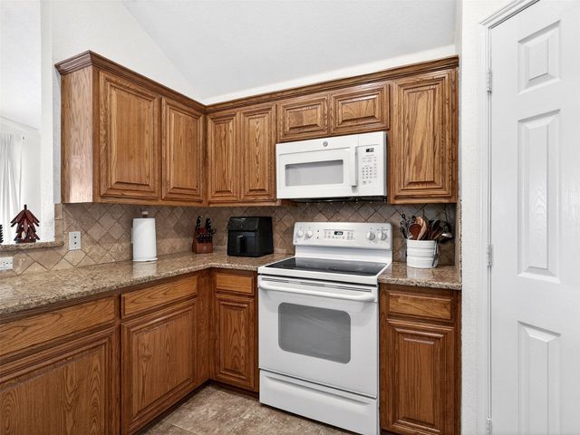 4820 Eagle Trace Drive, Fort Worth, TX 76244