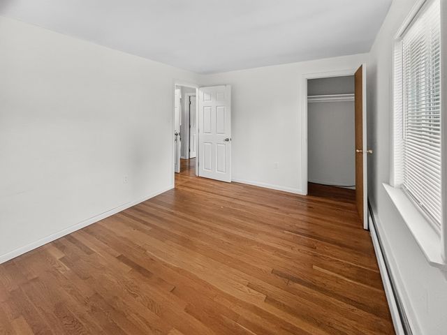 2 Albert Dr 10, Woburn, MA 01801