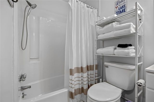 20D Hartwell Villas Street, Anderson, SC 29626