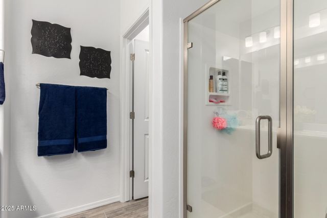 1852 E CHELSEA Lane 103, Gilbert, AZ 85295