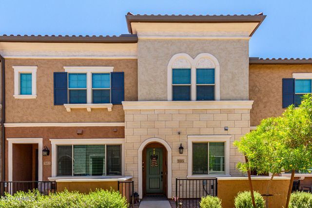 1852 E CHELSEA Lane 103, Gilbert, AZ 85295