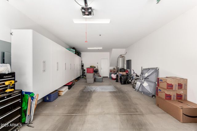 1852 E CHELSEA Lane 103, Gilbert, AZ 85295