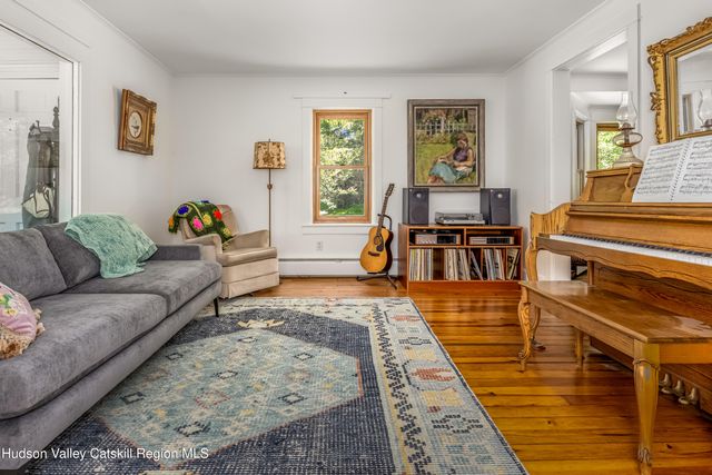 366 Vista Maria Road, Cragsmoor, NY 12420