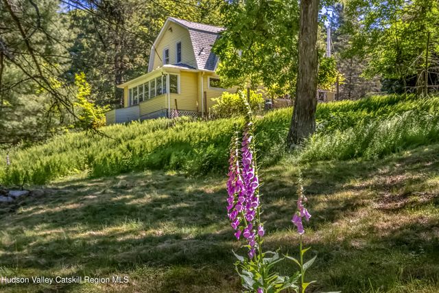 366 Vista Maria Road, Cragsmoor, NY 12420