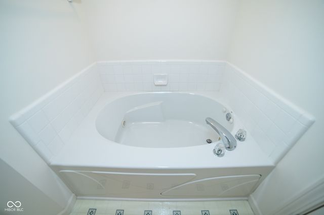 10762 Galant Fox Court, Indianapolis, IN 46234