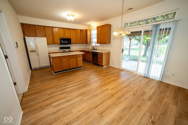 10762 Galant Fox Court, Indianapolis, IN 46234