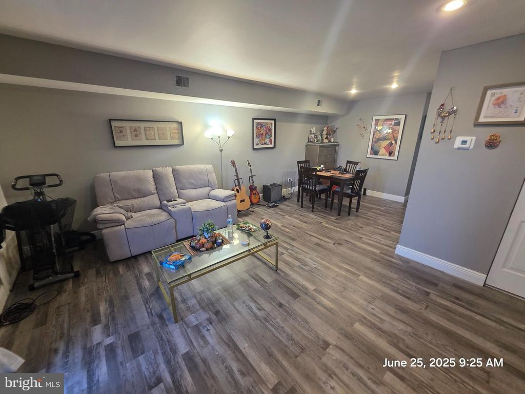 2727 RHAWN ST #7AB, Philadelphia, PA 19152
