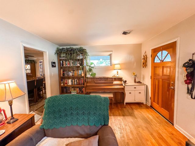 106 E Lincoln, Searcy, AR 72143