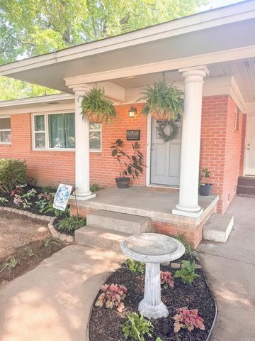 106 E Lincoln, Searcy, AR 72143