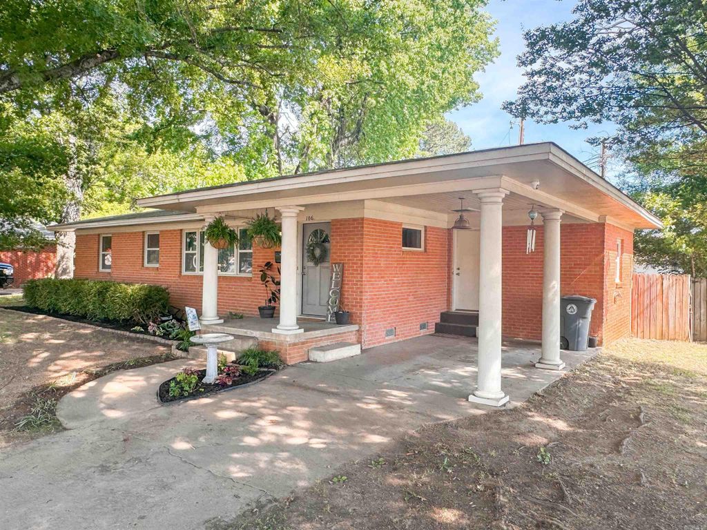 106 E Lincoln, Searcy, AR 72143