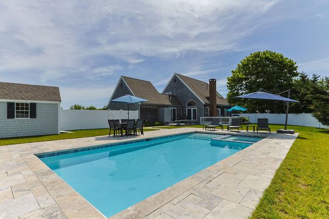 9 Fox Ridge Drive, Orleans, MA 02653