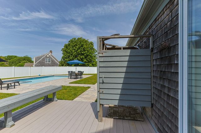 9 Fox Ridge Drive, Orleans, MA 02653