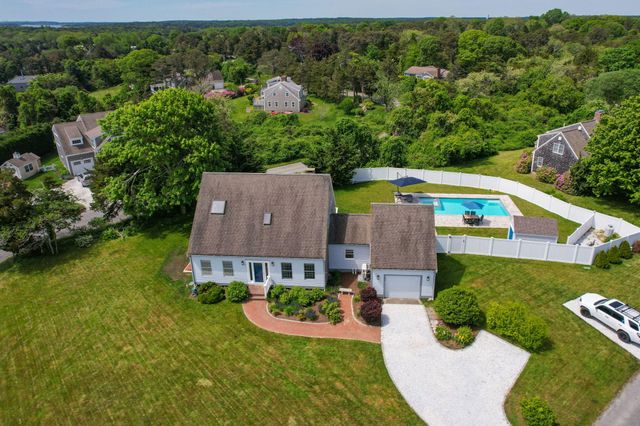 9 Fox Ridge Drive, Orleans, MA 02653