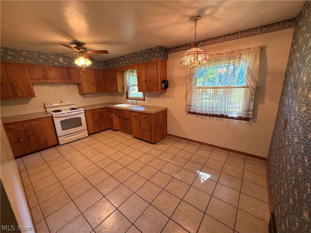 5889 Kellar Road, New Franklin, OH 44319