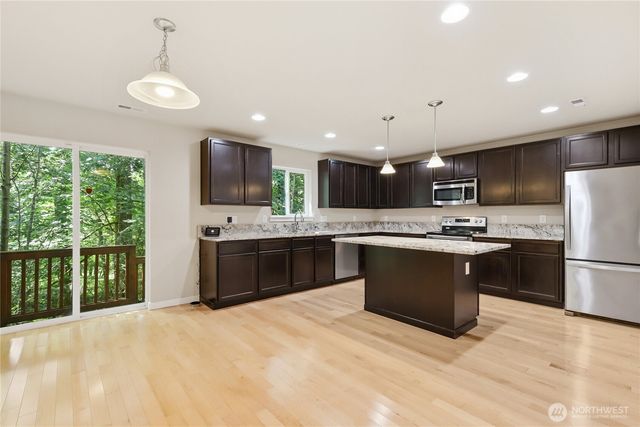 6106 120th Street Ct, Gig Harbor, WA 98332