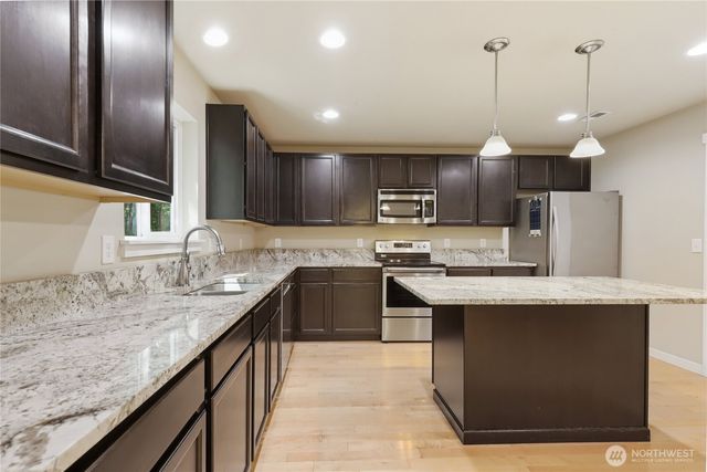 6106 120th Street Ct, Gig Harbor, WA 98332