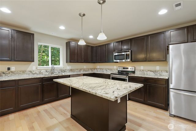 6106 120th Street Ct, Gig Harbor, WA 98332